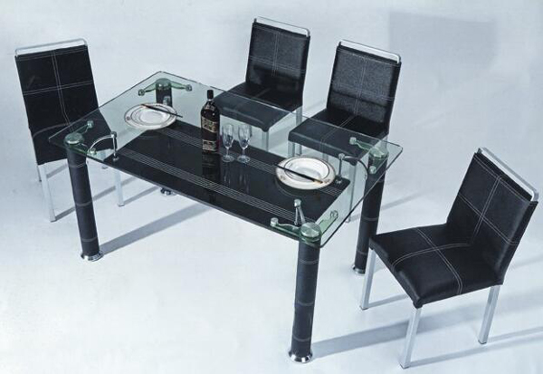 玻璃餐桌椅图片