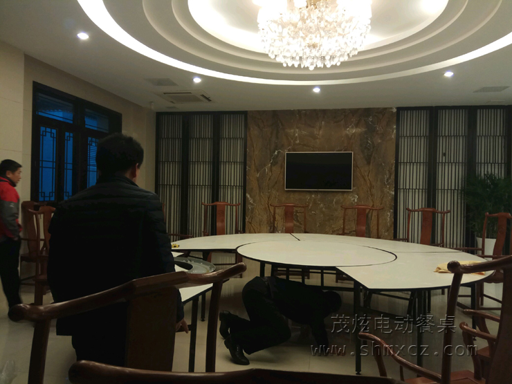 电动转盘餐桌安装图