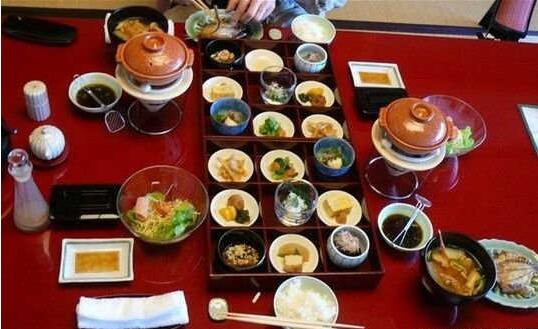 日本餐桌礼仪文化