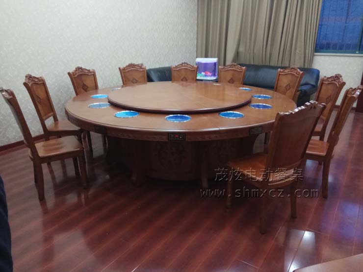 合肥元一希尔顿酒店电动餐桌