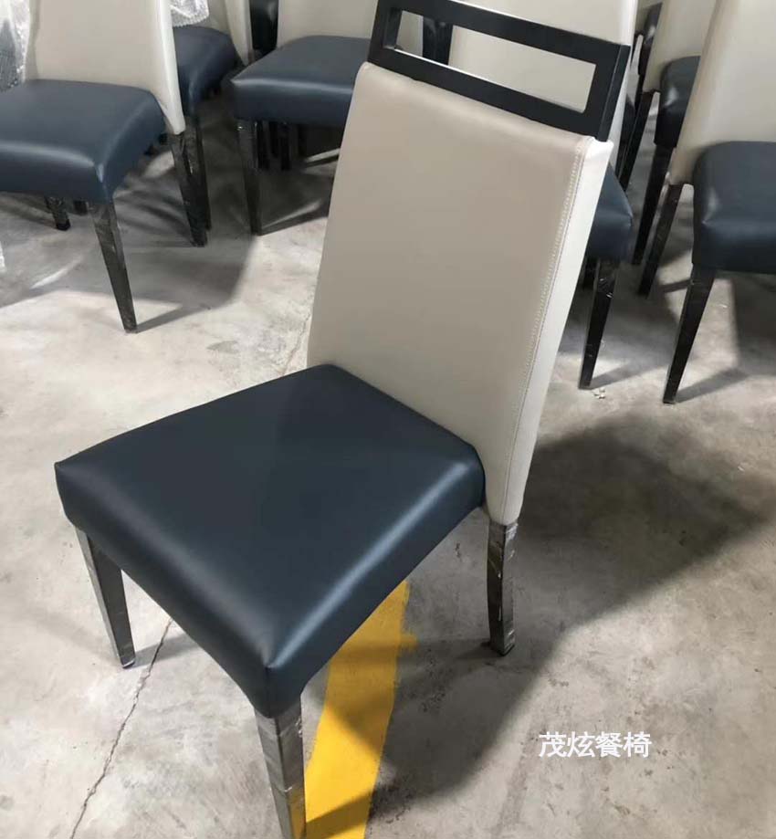 休闲金属椅子图片