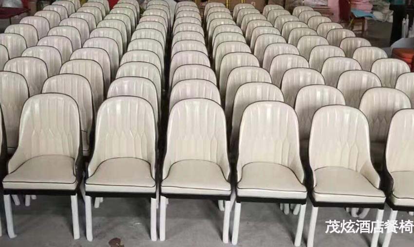 酒店轻奢风格金属椅子图片