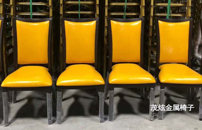 金属靠背椅子图片