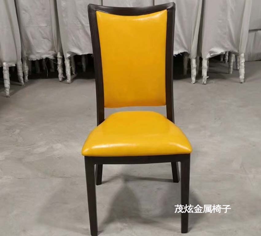 金属靠背椅子图片