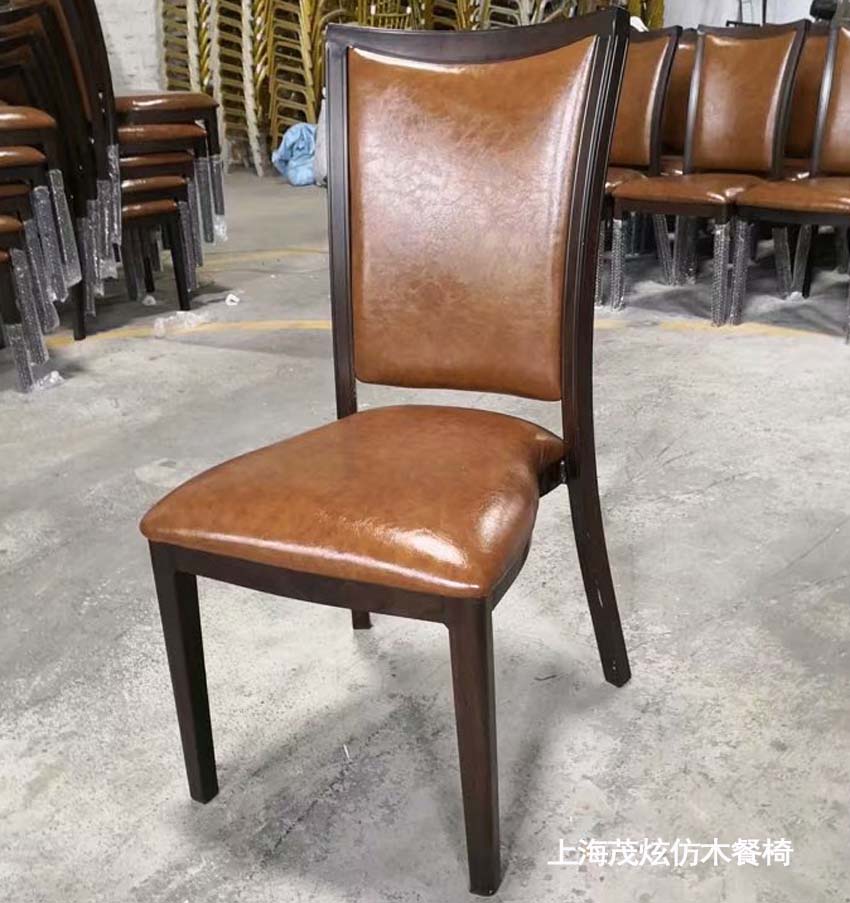酒店包房金属餐椅，软包宴会椅子图片