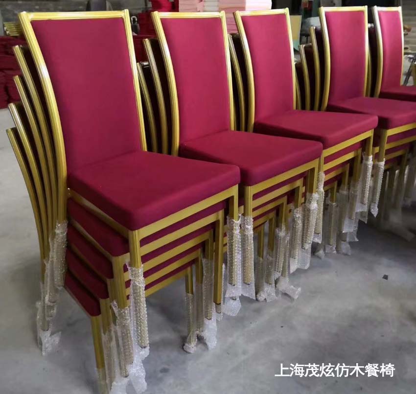 酒店宴会椅子，金属餐椅图片