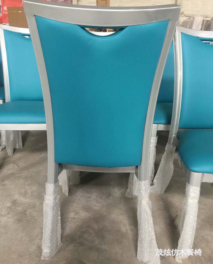 酒店宴会金属靠背椅子图片