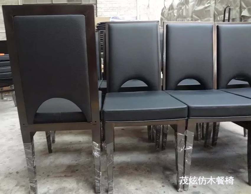 主题餐厅宴会休闲仿木椅子图片
