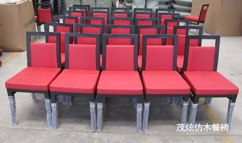 主题餐厅休闲仿木椅子图片