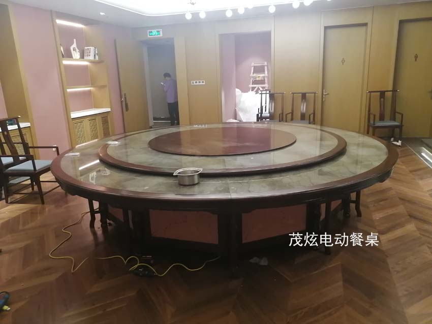 3.6米隐形电磁炉火锅电动餐桌安装方法